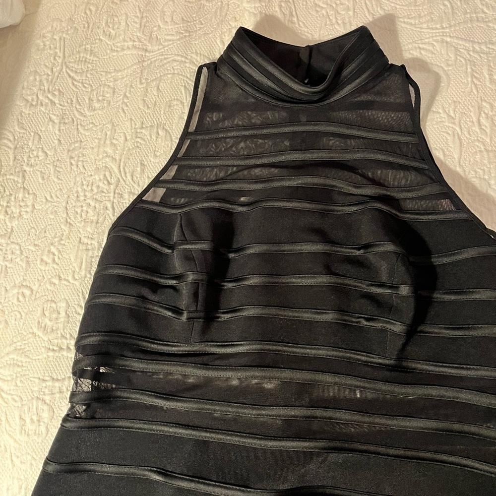 Black Sleeveless Zipper and Button-Up Top